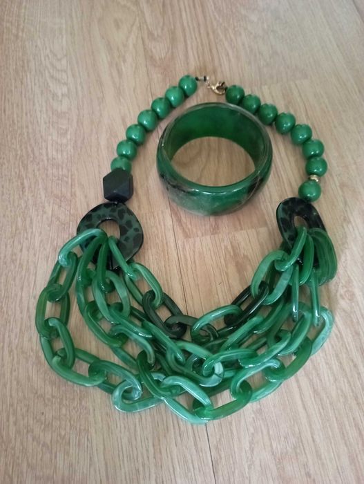 Готови ефектни комплекти бижута