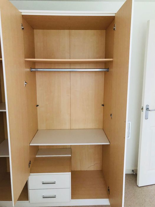 Детско обзавеждане (гардероб и скрин)