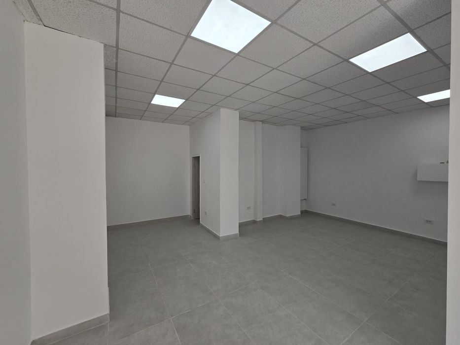 Spațiu comercial de închiriat