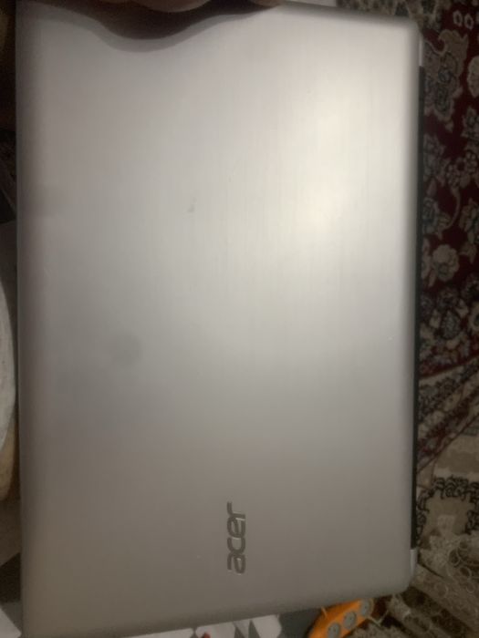 Noutbook acer 1 tb sotladi