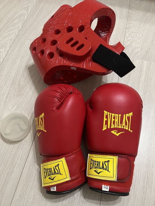 Продам экипировку - кимано в подарок!