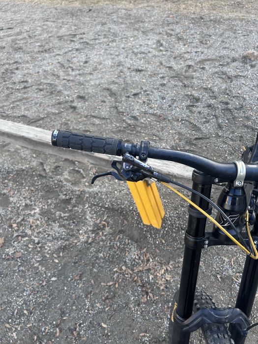 YT Tues CF Pro 2018 Carbon downhill