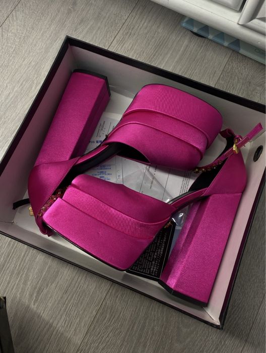 Каблуки Versace 37размер