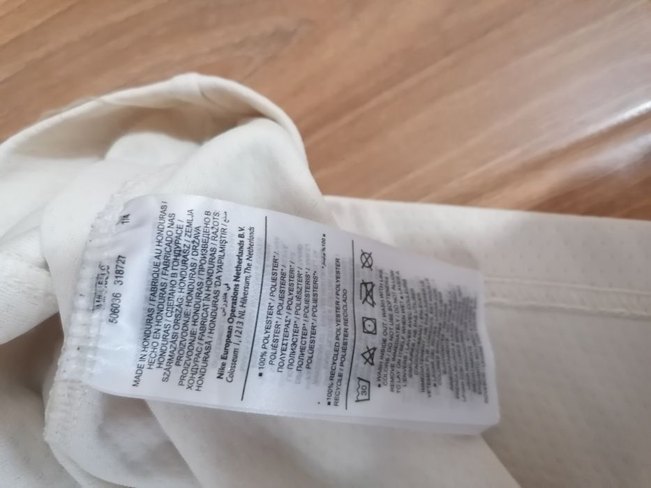 Tricou sport nike dri fit Simons 25