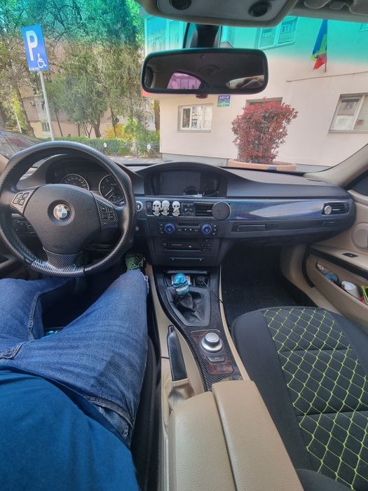 BMW E90 318D 2007