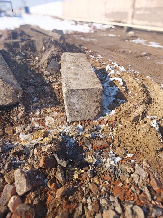 Блоки бетонные в количестве 50 штук