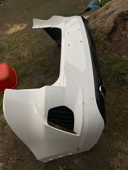 Продается бампер Jetour x70