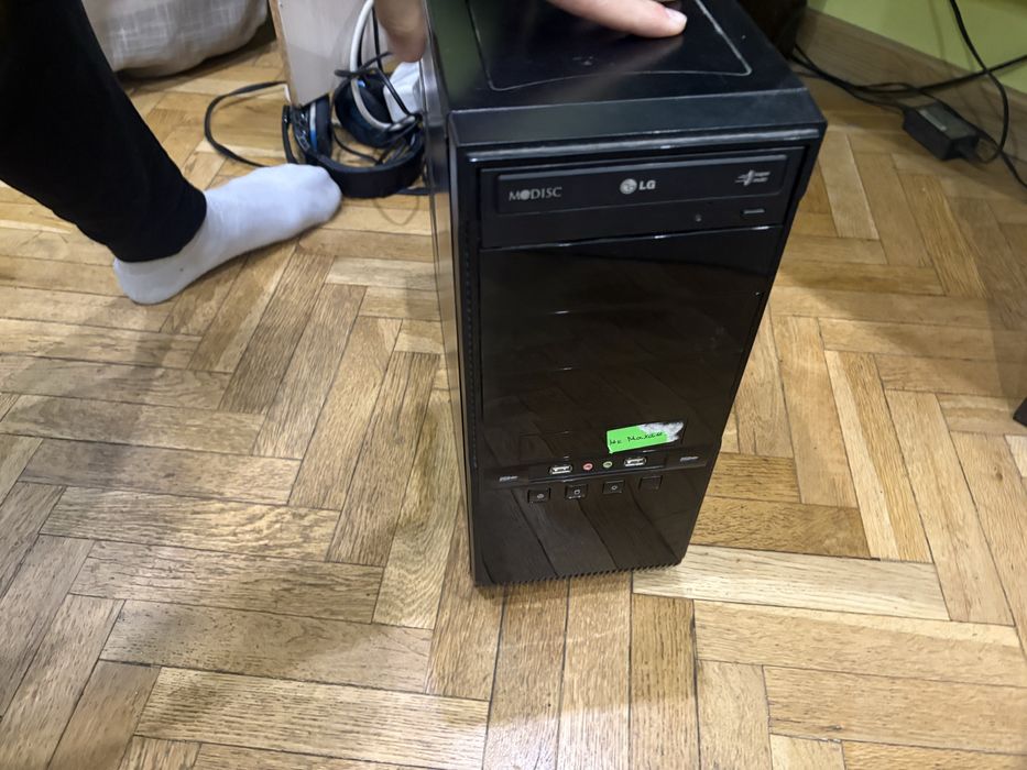 Компютър настолен без видео карта