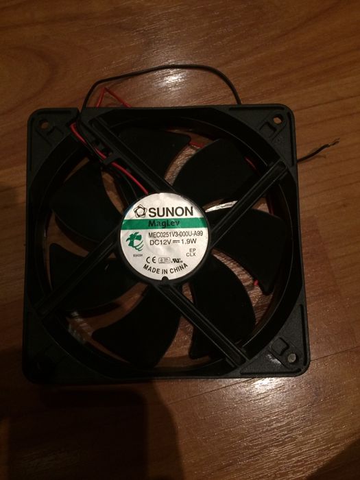 Вентилатори Sunon 120мм 12V