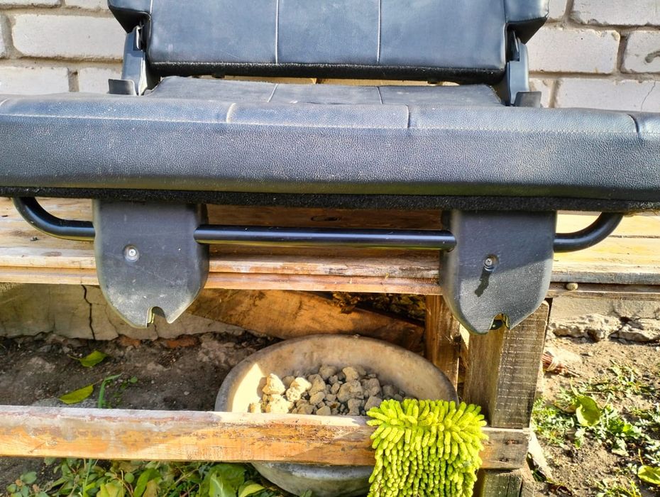 Продам 3ти ряд сидений