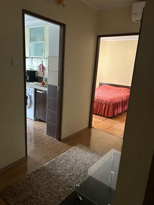 Inchiriez apartament 2 cam Siderurgistilor