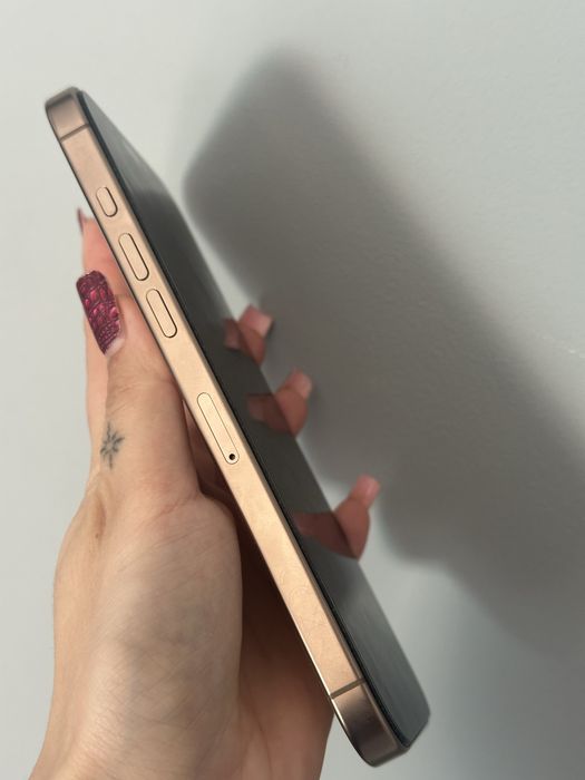 iPhone 16 Pro Max 256GB Desert