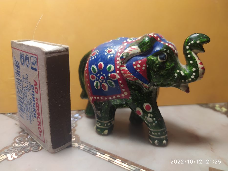 Слоны сувенирные
