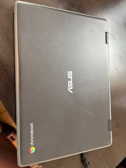 Лаптоп / Таблет ASUS Chromebook CR1100