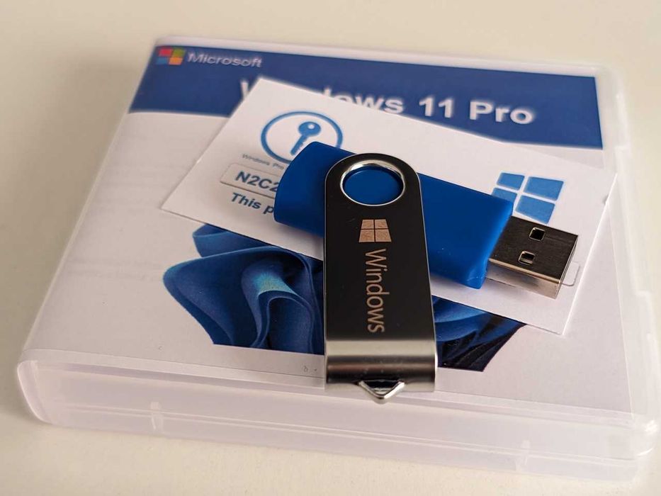 Stick USB bootabil cu Windows Vista, 7, 8.1, 10, 11 Home sau Pro sau Office la alegere. Licență retail inclusă - nou nouț! Preț real! Poze reale!