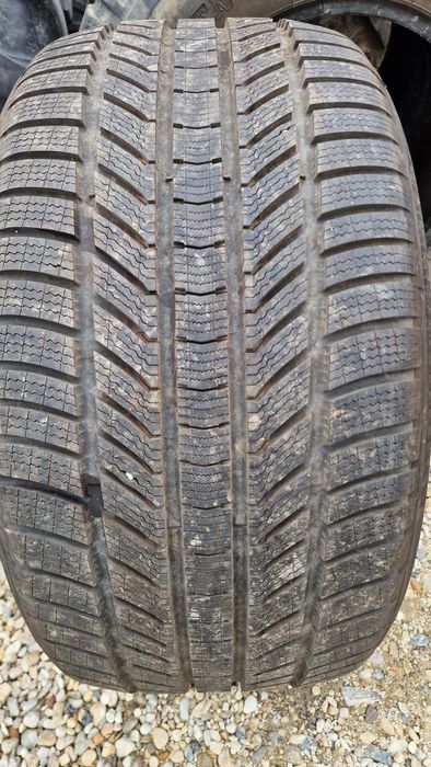 Anvelopă 315/40R21 marca Continental, DOT 2024,9 mm,M+S