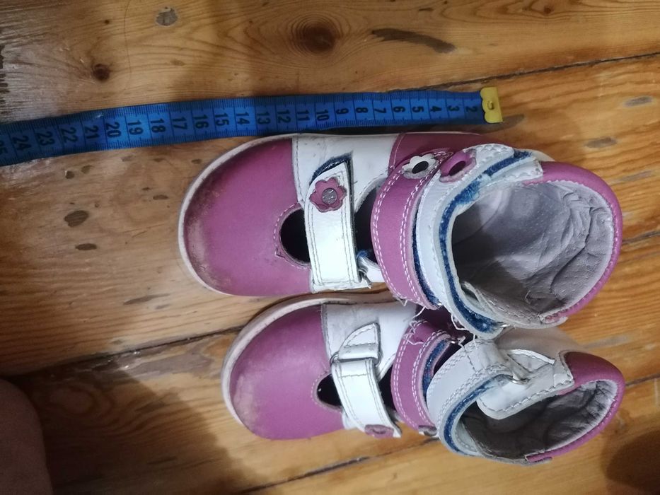 Обувь на девочку