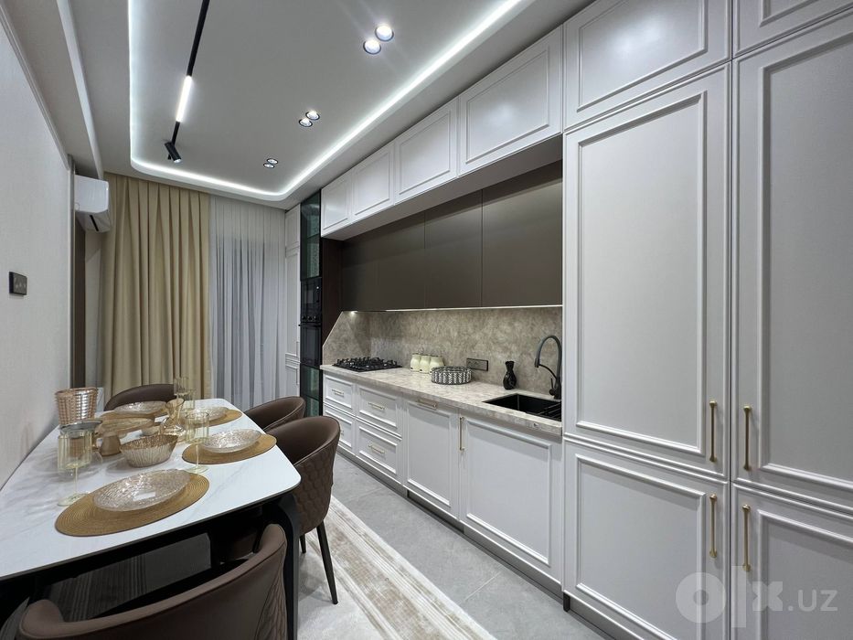 Nukus Avenue продается 4 комнатная квартира ремонт Глинка