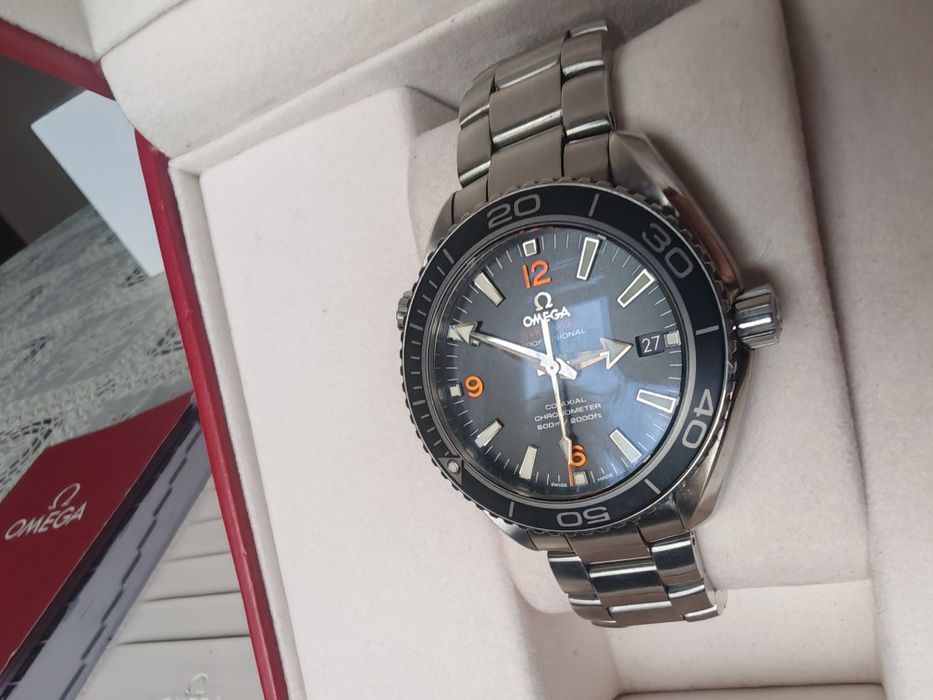 Продавам  Omega Seamaster Planet Ocean Co-Axial 42мм пълен комплект