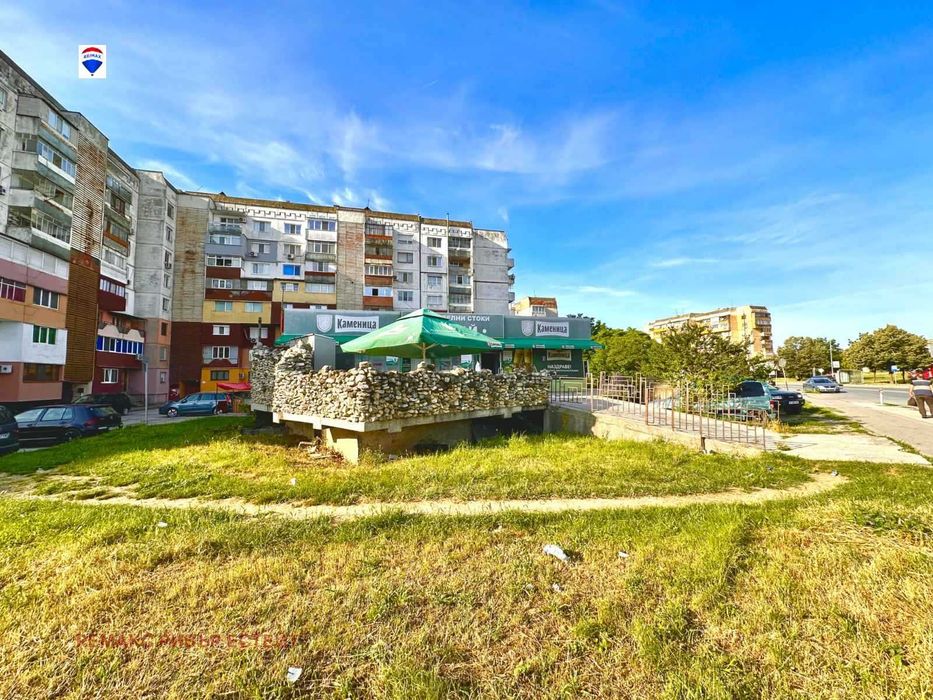 Продава се Магазин в Русе, Чародейка - Север - 156 кв.м за 2276 €/кв.м - Снимка #5