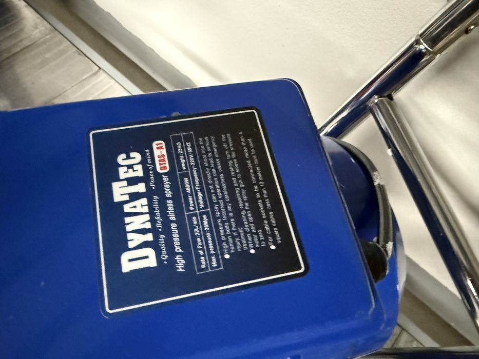 Pompa airless 220v lavabila zugravit 22 litri/minut completa daytech