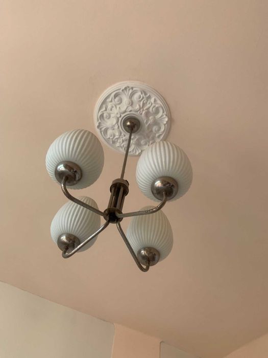 Продавам полилей и аплик