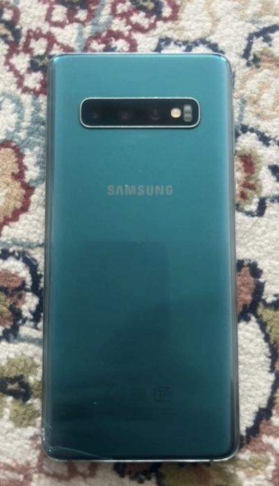 Samsung S10. 128гб