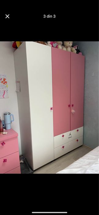 Vand mobila de fete arata foarte bine