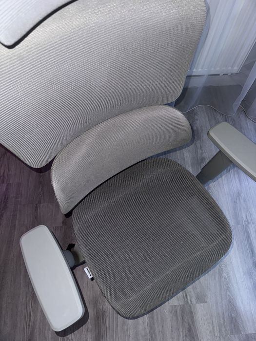 Новый стул (есть упаковка)