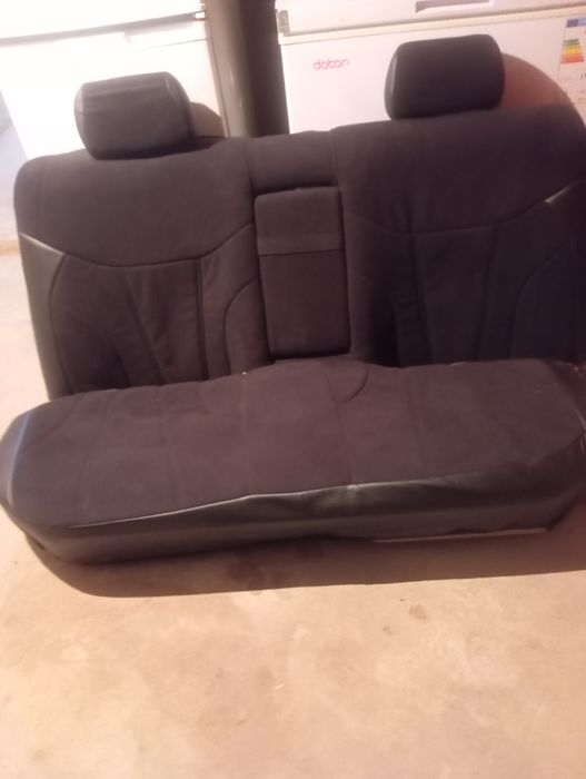 Сидения подголвник