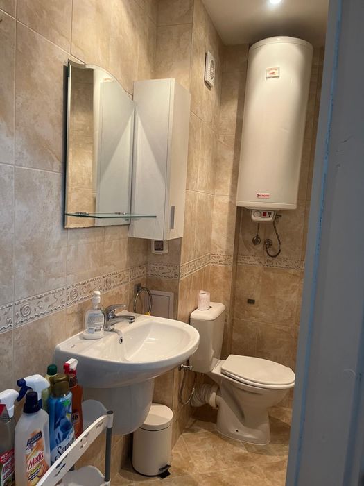 Дава се под наем Двустаен апартамент в Варна, Левски - 55 кв.м за 408 € - Снимка #1