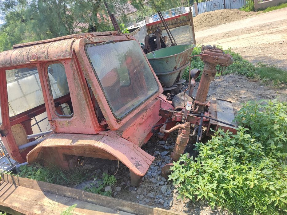 Dezmembrari tractoare Belarus