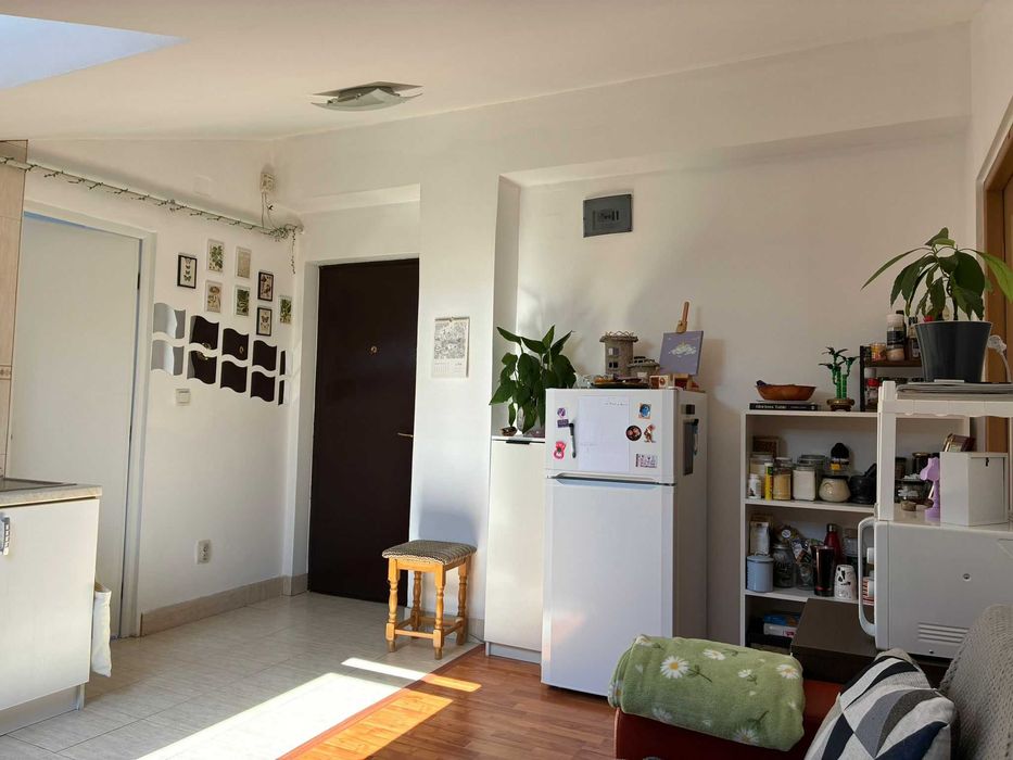 Mansarda mobilata si utilata 39m2 in Floresti langa Primarie