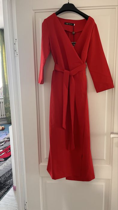 Платья качественные 42-44