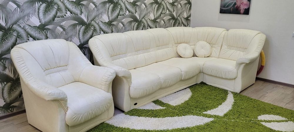 Продаю мягкий уголок