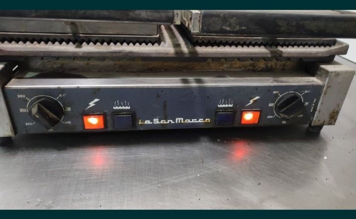 Двоен тостер в отлично състояние