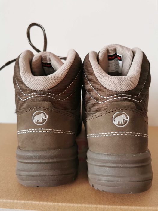 Дамски трекинг обувки Mammut  36 - 165 лв