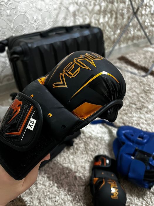 Продам перчатки черепашки