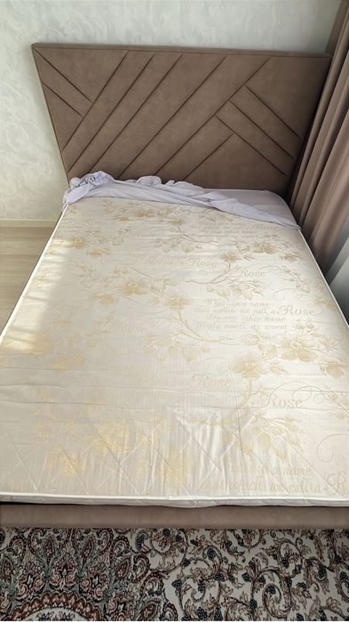 Продам кровать двухспалку