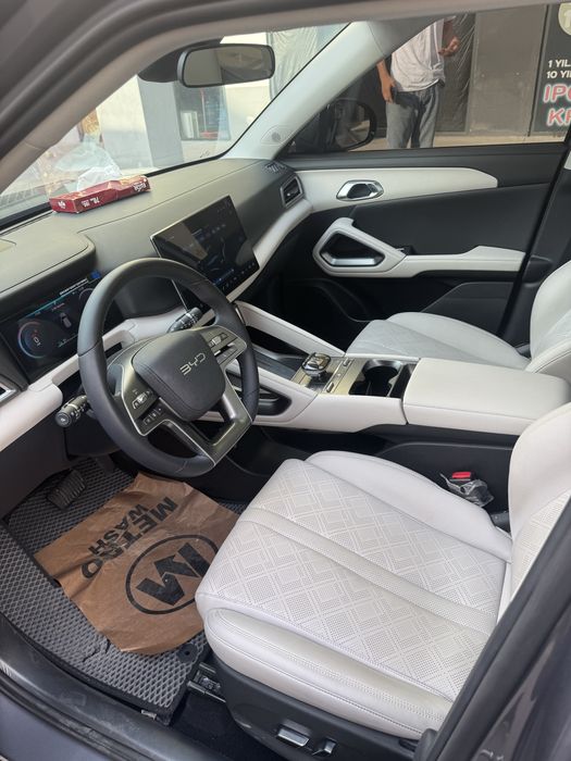 Byd Yuan AP 2.500$ bilan nomizga oʻtadi