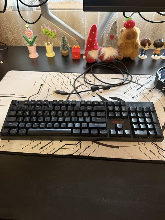 Tastatura Gaming Redragon Surara RGB Mecanica Red Switch