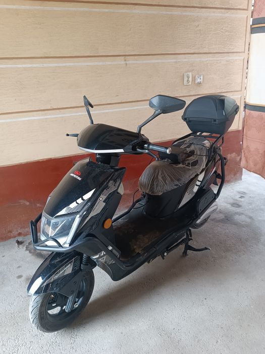 Скутер сотилади янги 6талик