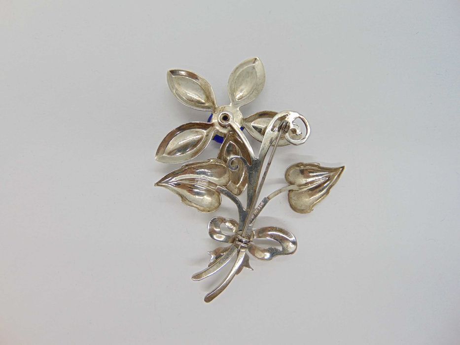 Brosa floare din argint
