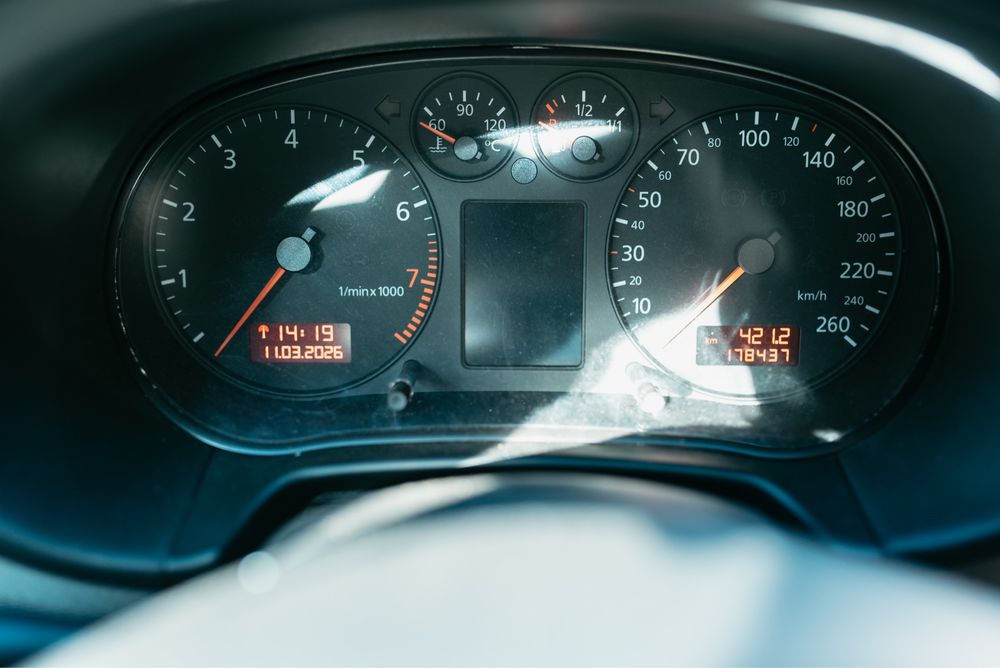 Audi A3 8L 1.8T. ARY(180cp) QUATTRO