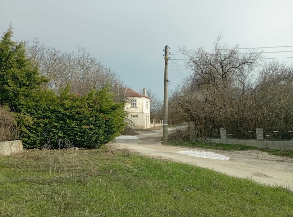 Дава се под наем Къща в Варна, Цветен квартал - 140 кв.м за 1200 € - Снимка #22