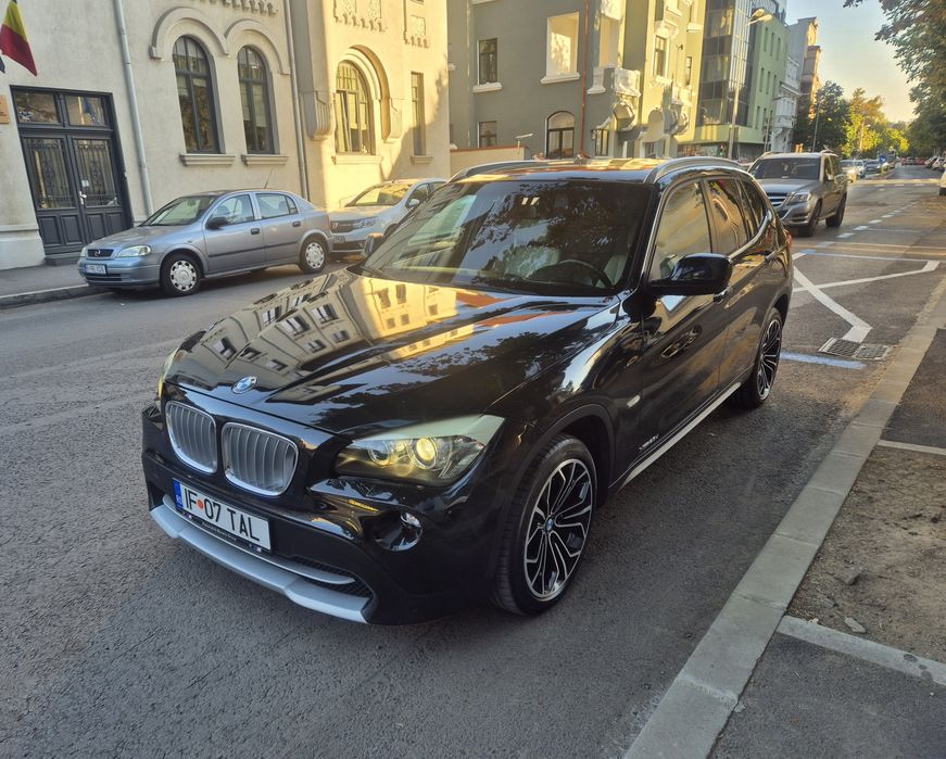 Vand Bmw X1 2.3D Xdrive Automata, Navigatie.