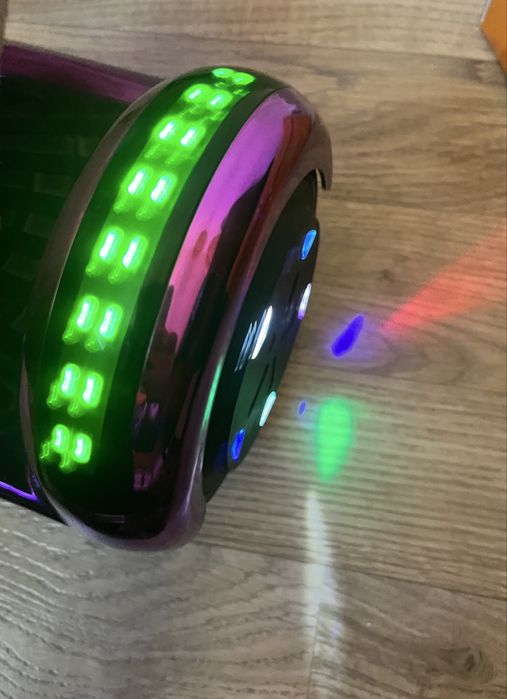 Hoverboard cu LED-uri si bluetooth