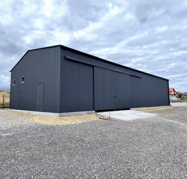 Hale metalice diferite dimensiunii