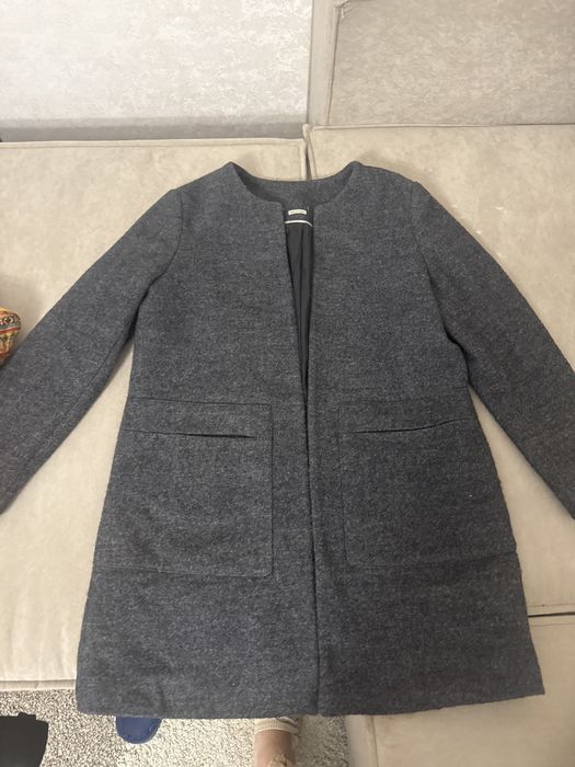 Продам пальто днмисезонное