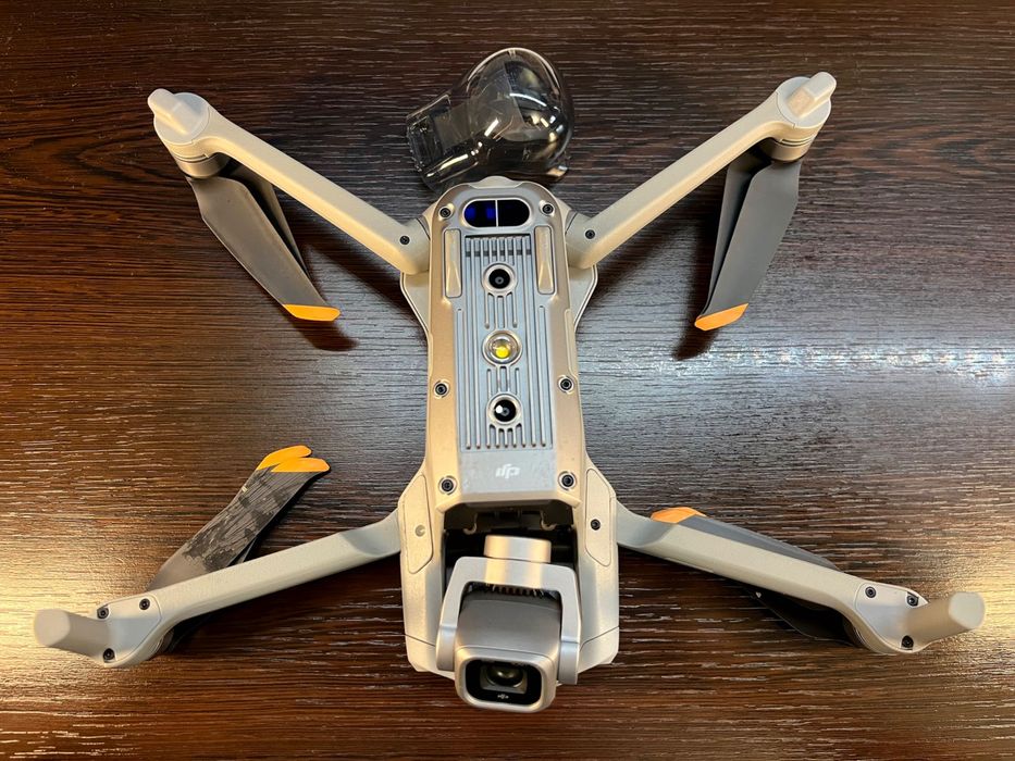 Дрон DJI Air 2S Fly More Combo